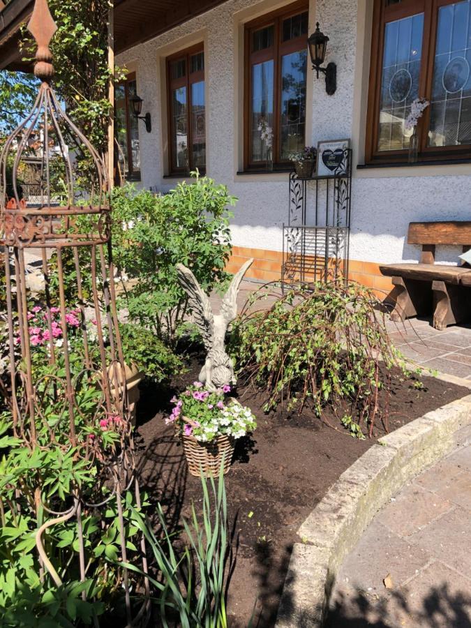 Gasthaus-Hotel Faltermaier Eicherloh Dış mekan fotoğraf